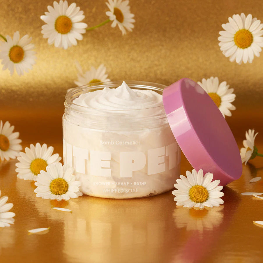 Kreminis prausimosi muilas „White Petals“ (140 g)