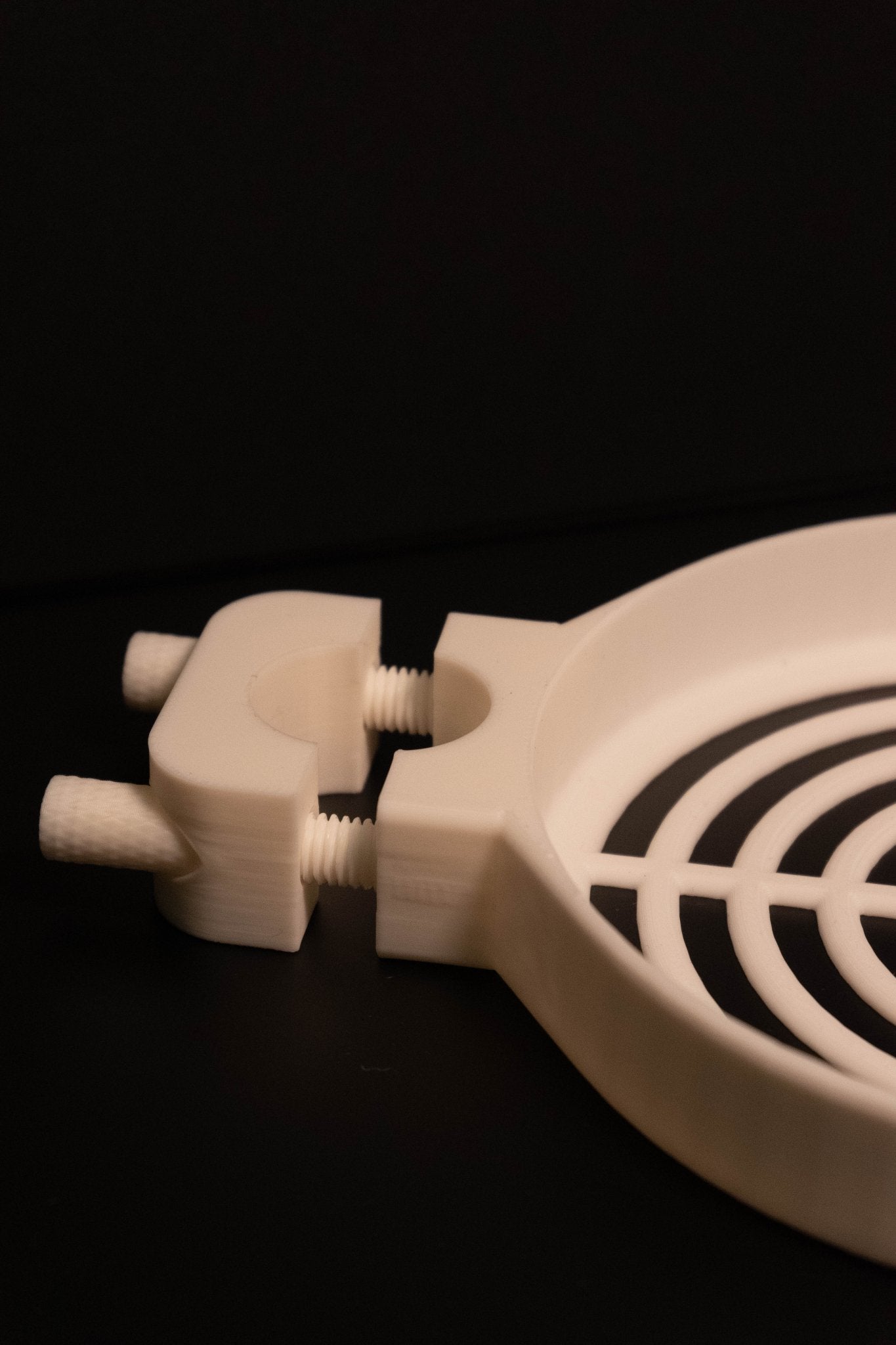 Kempinės laikiklis tvirtinamas prie vamzdžio - Spa4You